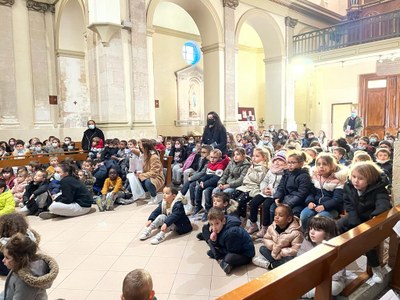 Célébration de l'Avent — Ecole SainteMarie SaintLoup  11, rue